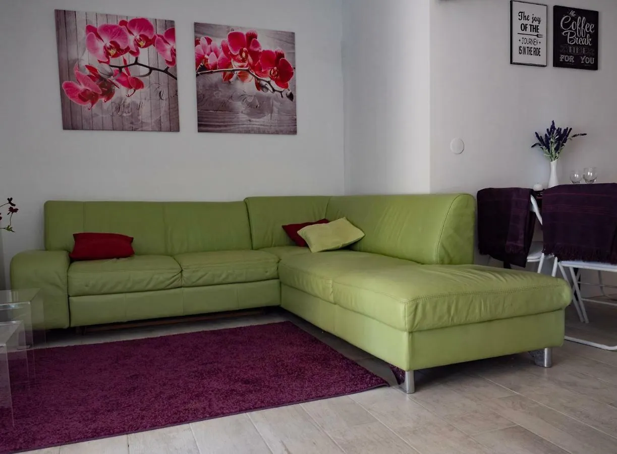 Luciana Apartment Povljana 0*,  Croatia