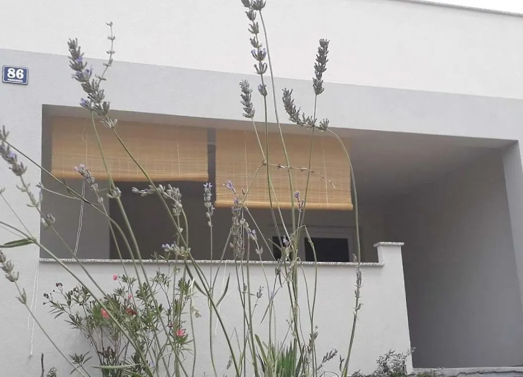 Apartmán Luciana Povljana