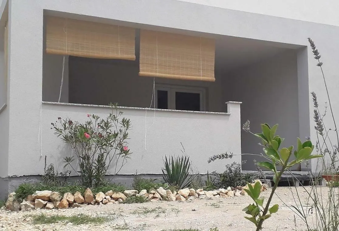 Apartmán Luciana Povljana